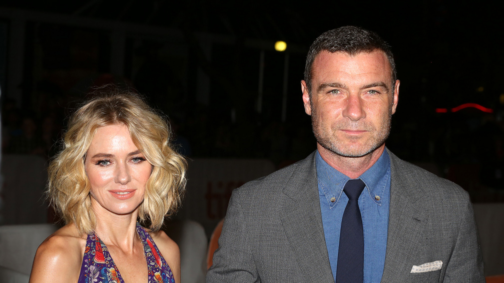 Naomi Watts és Liev Schreiber gyermeke transznemű nőként él – fotókon a 16 éves modell Kai