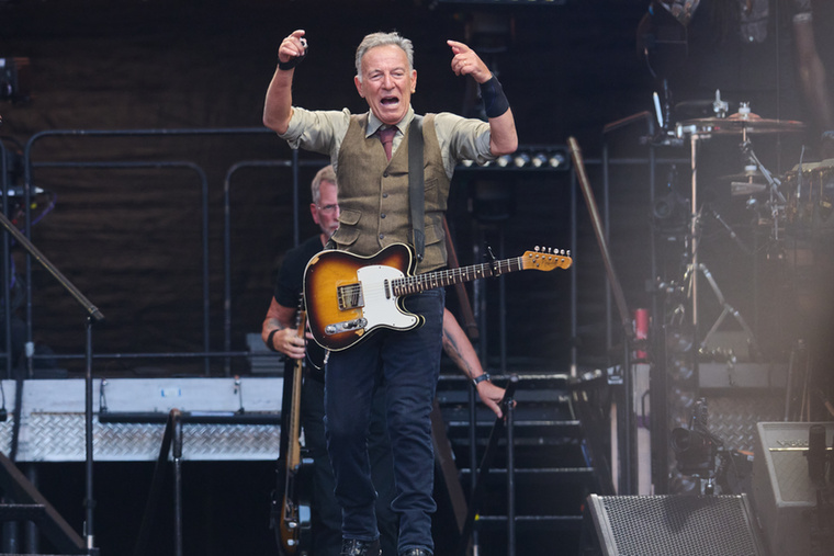 Bruce Springsteen hangszálaiA Born in the U.S.A