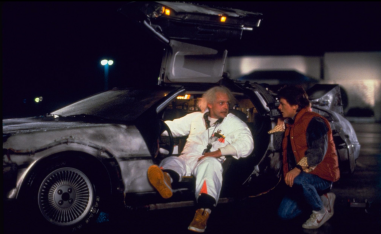 Vissza a jövőbe (1985)Marty és a Doki időutazós kalandjait aligha kell bemutatni: ez a fantáziadús, szellemes sci-fi megmutatta, hogy a műfaj lehet könnyed és szórakoztató is