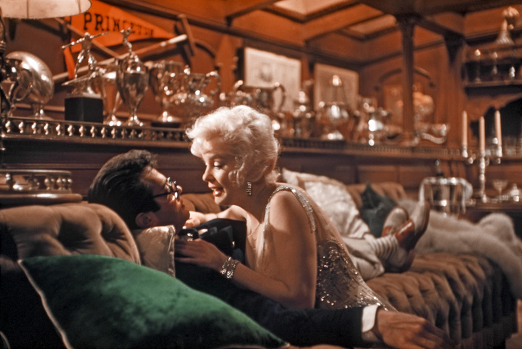 Marilyn Monroe és Tony Curtis - Van, aki forrón szeretiBár Tony Curtis és Marilyn Monroe szerelmespárt alakítottak az 1959-es Van, aki forrón szereti&nbsp;című filmben, a valóságban nem kedvelték egymást