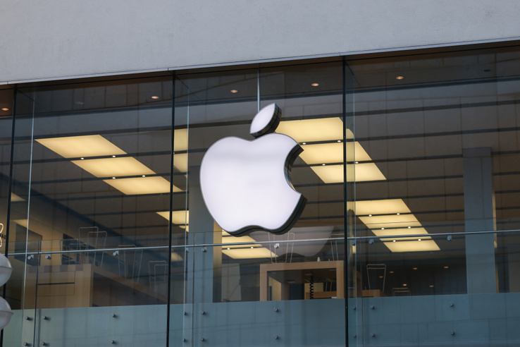 Újabb Apple-reklámot kellett eltávolítani: ez lehetett vele a gond