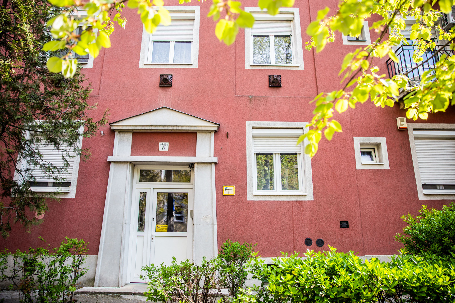 szocreal-epuletek-220420-majorkata-121