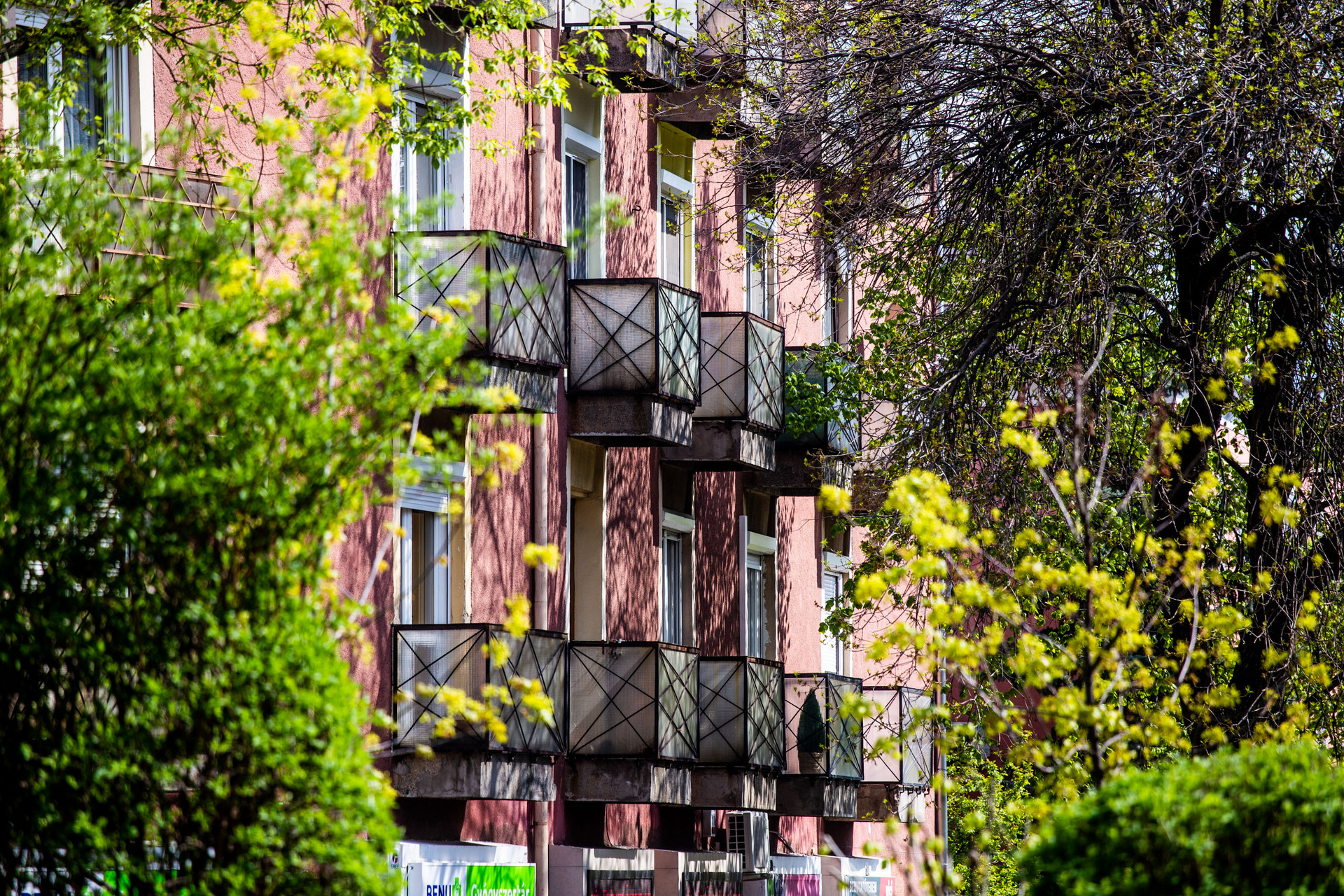 szocreal-epuletek-220420-majorkata-110