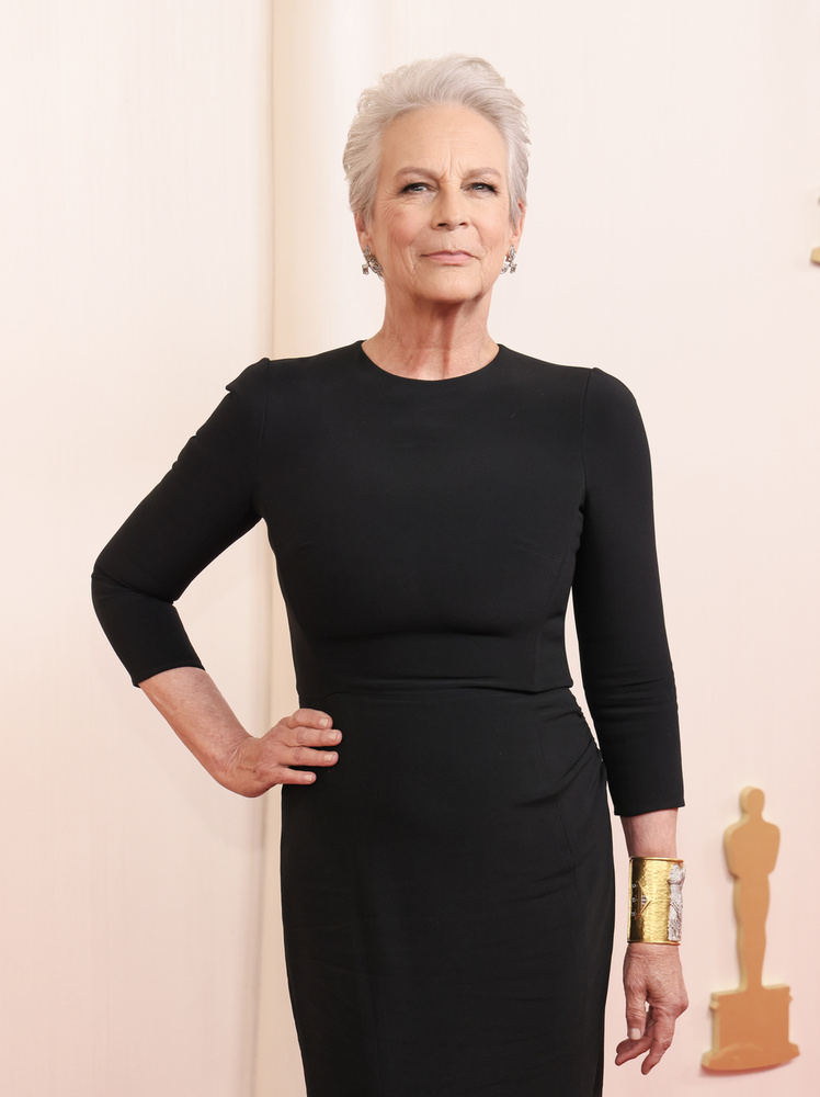 Jamie Lee Curtis amerikai színésznő, a ’70-es évek végén vált híressé a Halloween című horrorfilmmel