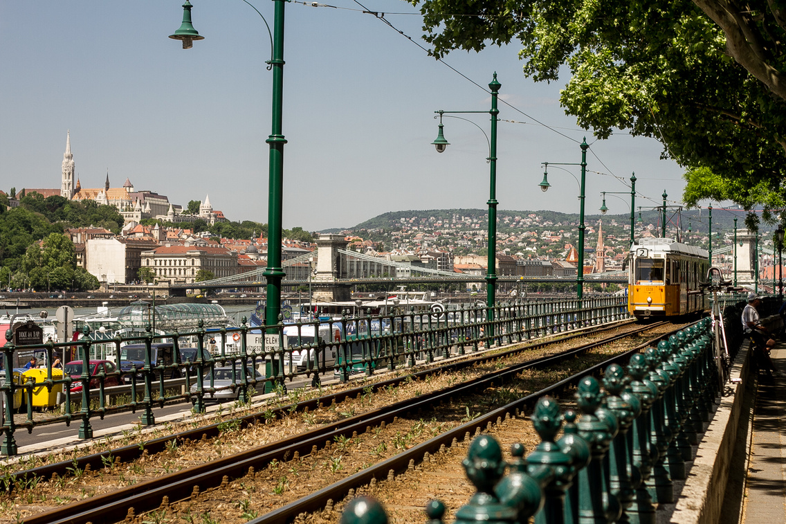 tram-2