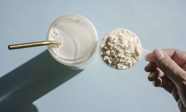Túlzott protein fogyasztásAz egyértelmű, hogy az elmúlt időszakban a proteines ételek nagy népszerűségre tettek szert, és a boltok polcain igazából minden fajta ételben és formában lehet velük találkozni