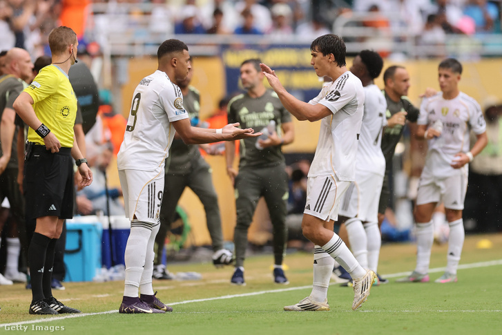 Betegsége után Kylian Mbappé visszatérhetett a pályára
