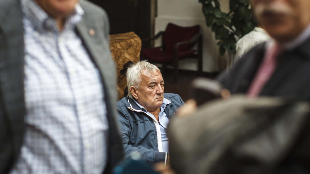 Havas Henrik óriási sebbel a homlokán vallott rákbetegségéről – elárulta mi történt