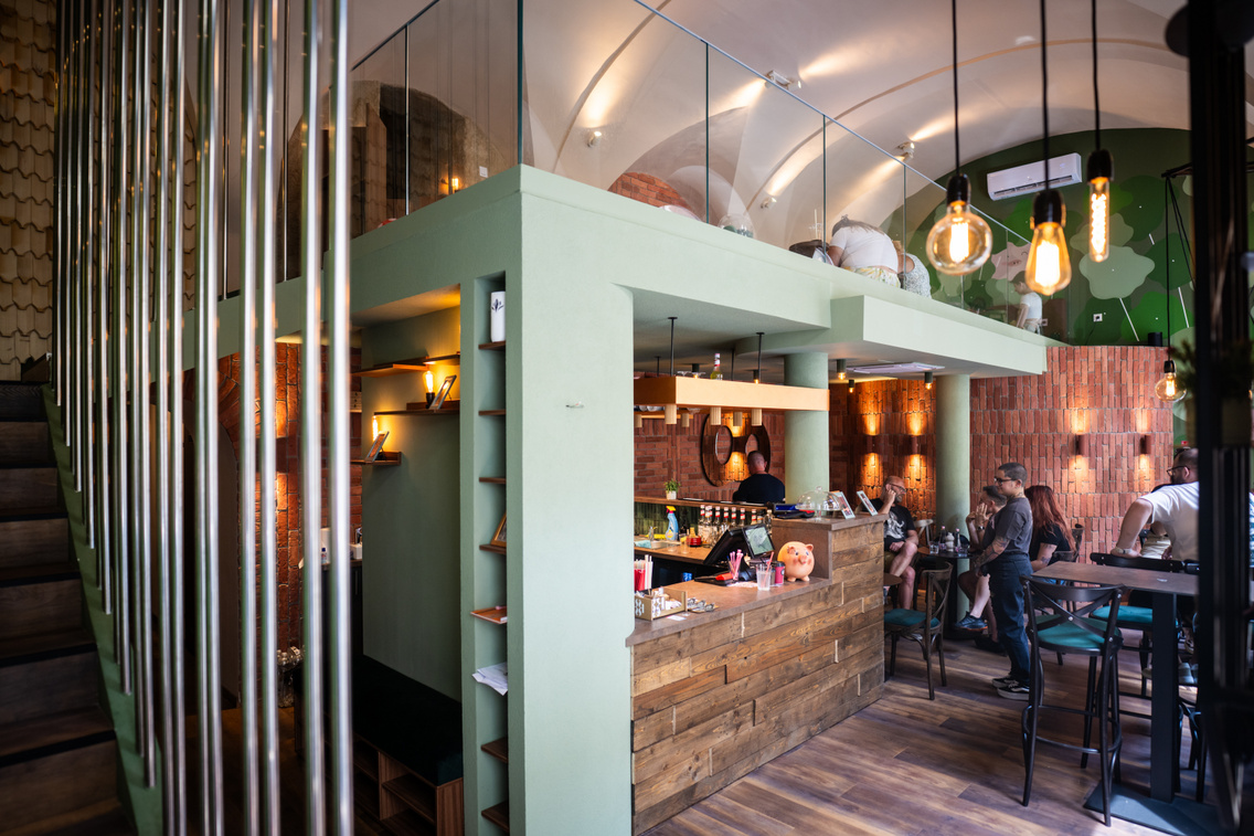 LB 20250708 MinipigCafe 0033