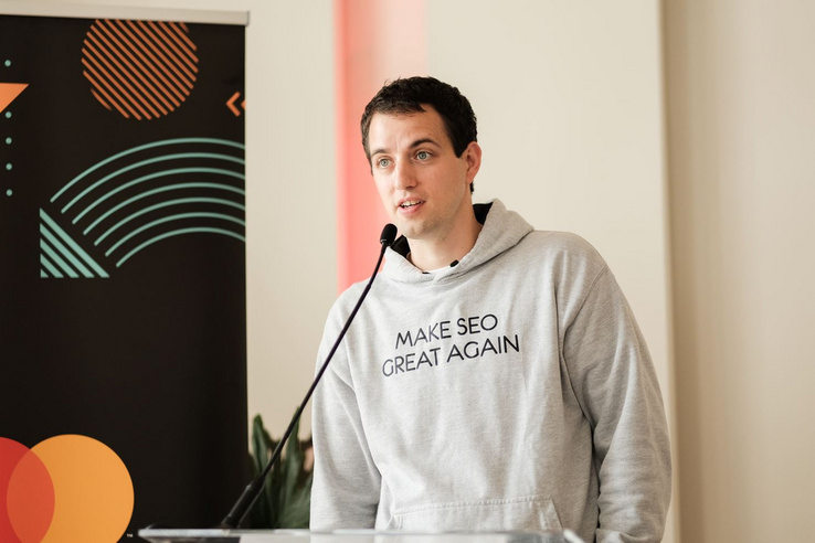 Új korszak a Google-nél: a kattintások száma 30-40 százalékkal csökken a honlapokon