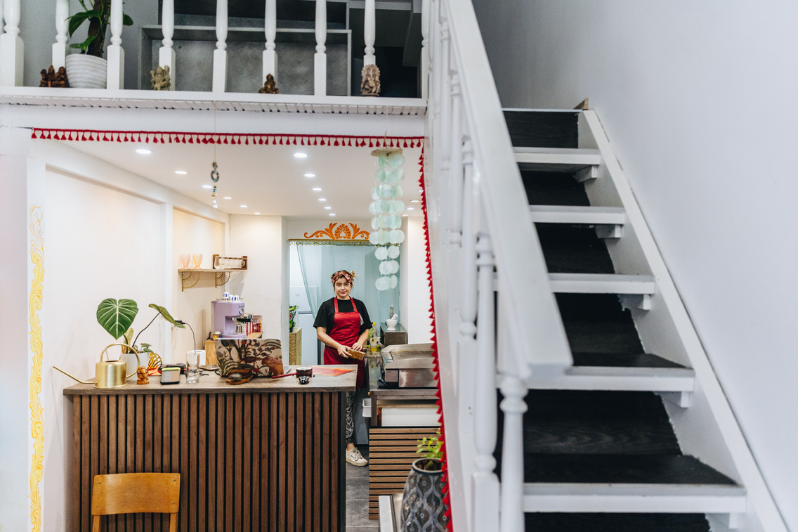 A terasz mellett a galérián is le lehet ülni