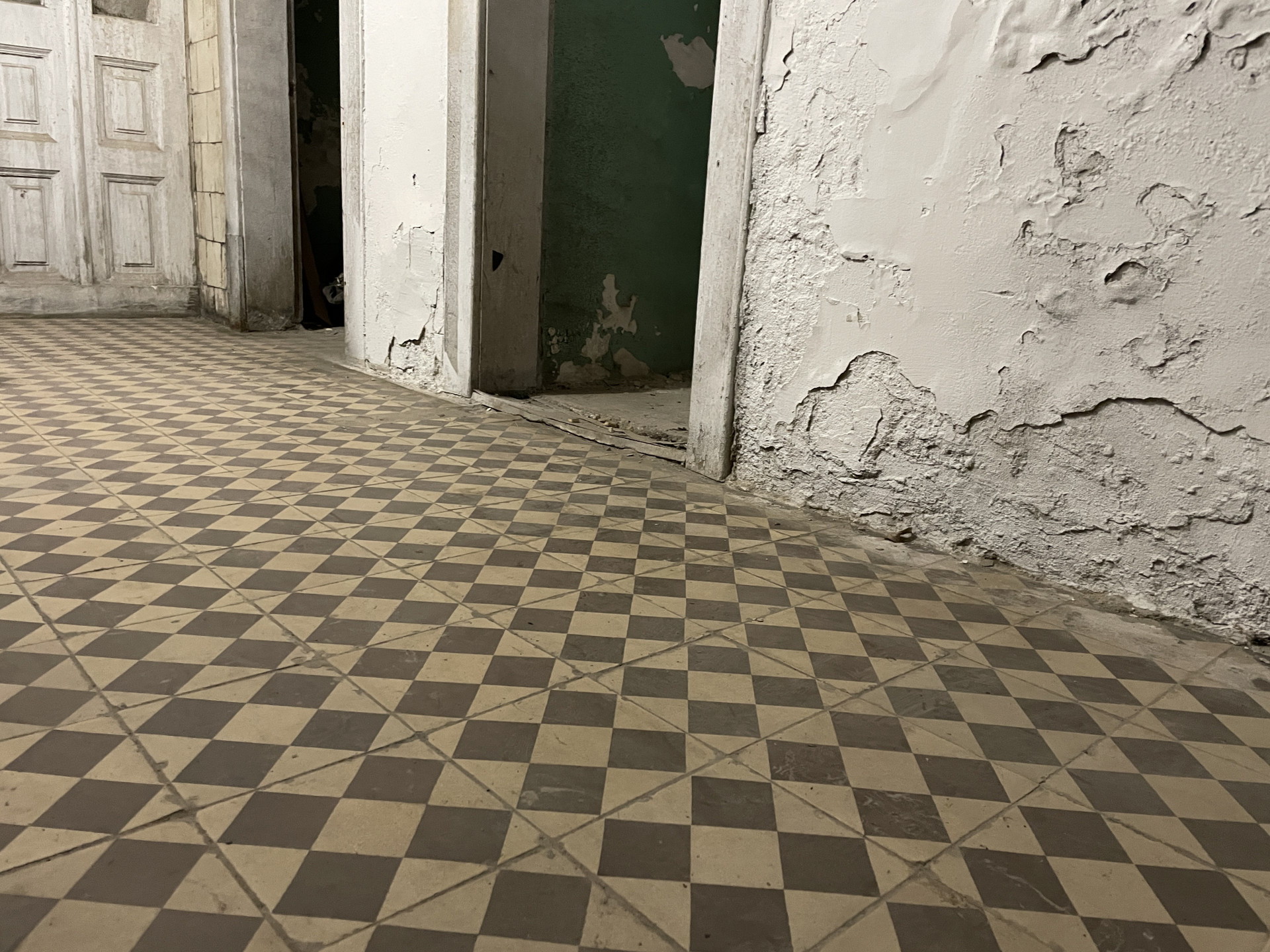 Alagsori folyosó