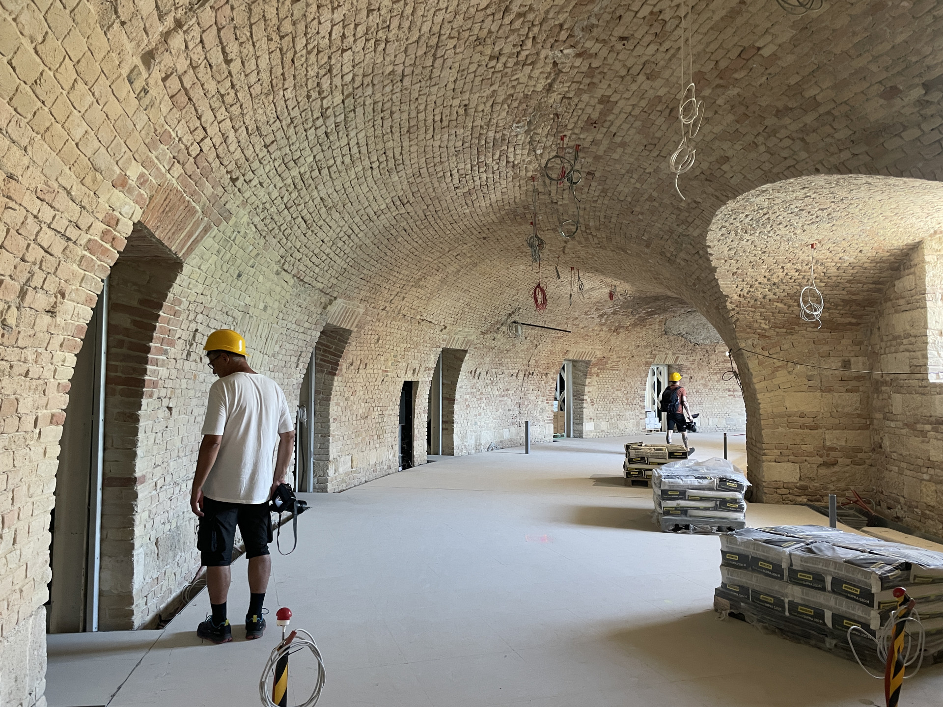 Speciális anyaggal konzerválták a falat