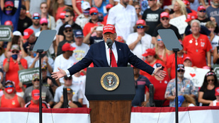 Trump se je odločil razkriti del dokumentov o primeru Epstein