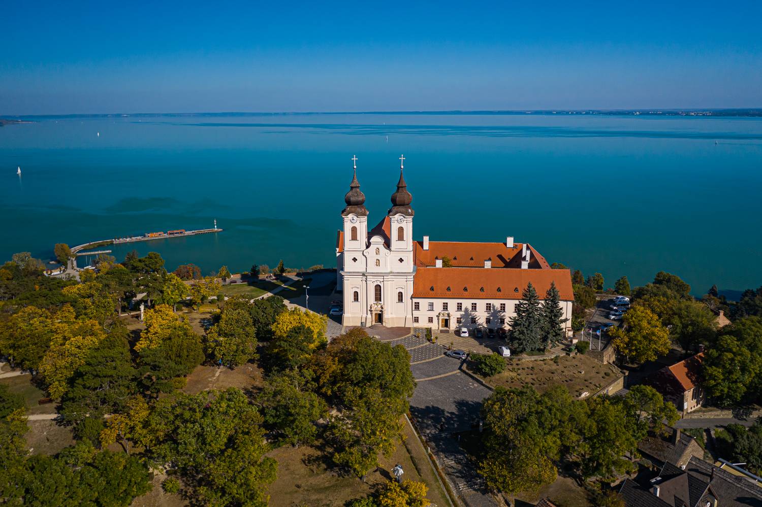 Tihanyi Bencés Apátság Visit Hungary