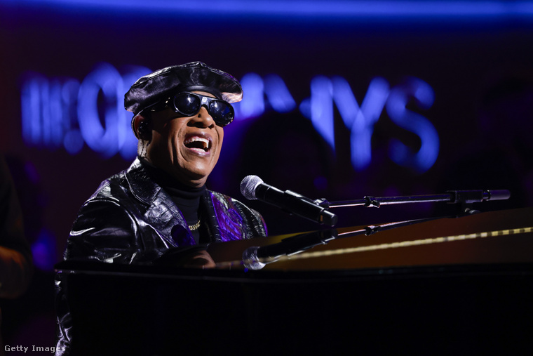 Stevie Wonder a koncertjén szólt a rajongókhoz (Fotó: CBS Photo Archive / Getty Images Hungary)