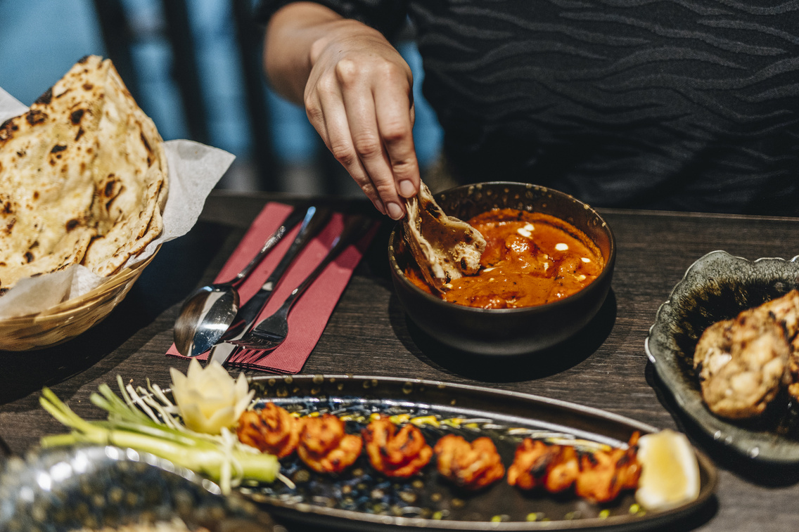 A csilis-fokhagymás naankanál lett a kedvenc evőeszközünk