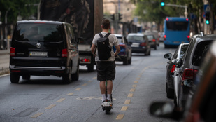 Električni skiroji povzročili resne finančne posledice zaradi nepoznavanja prometnih predpisov