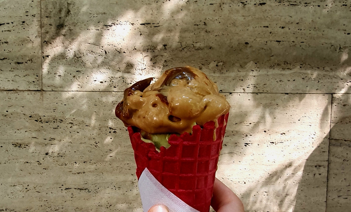 Két gombóc boldogság, művészi tálalásban