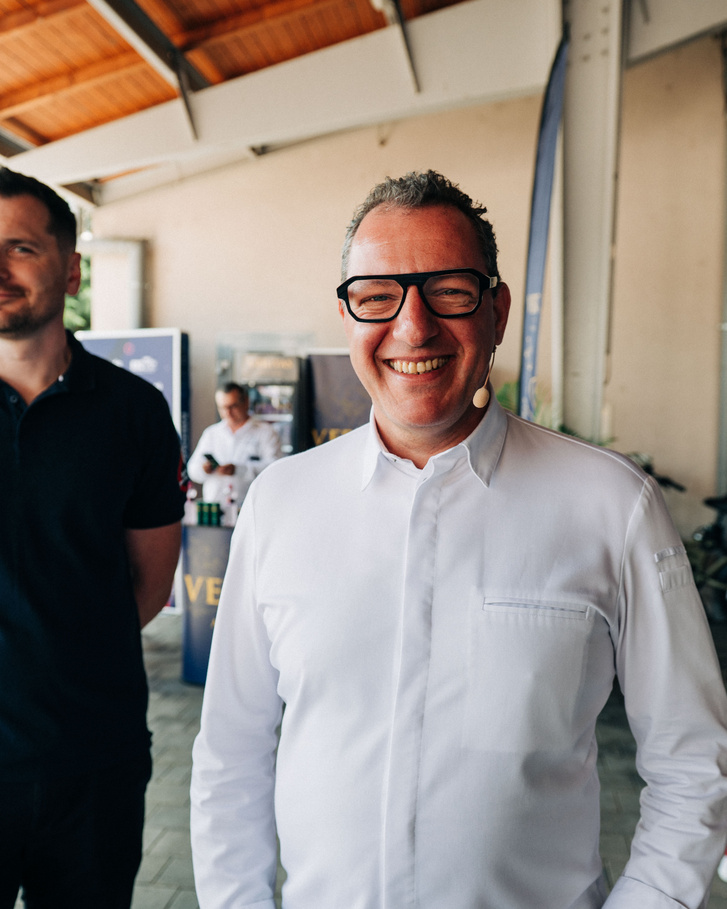 Wolf András készített füstmentes ételeket