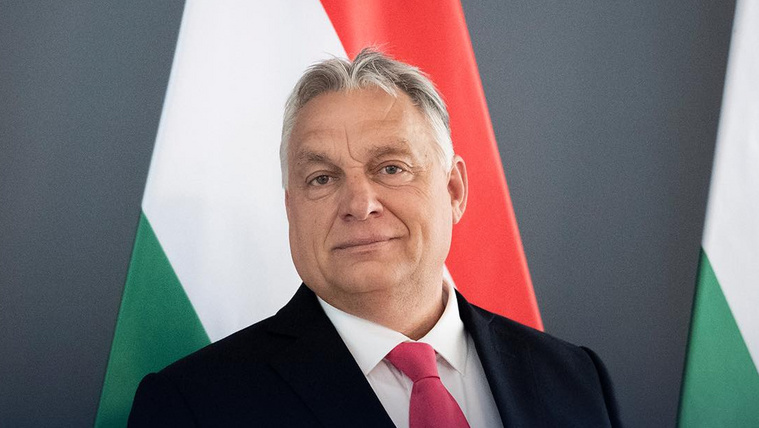 Orbán Viktor megmutatta, hogy ki segít neki a&nbsp;beszédének megírásában