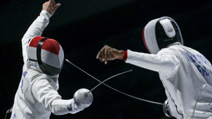 Madžarska moška ekipa v sabljanju z mečem osvojila svetovno srebrno medaljo