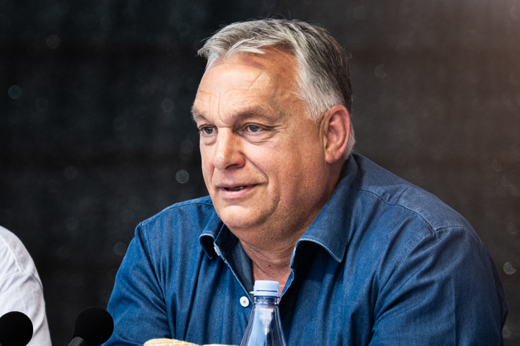 Minden szem Orbán Viktorra szegeződik