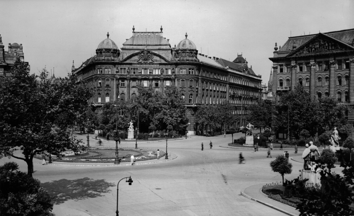 Szabadság tér (1943)