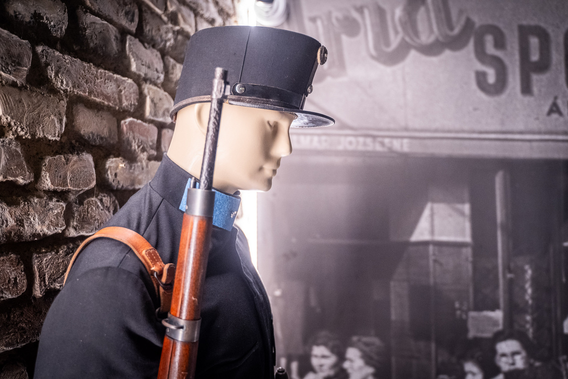 2025.07.29 mika secret hotel-06442