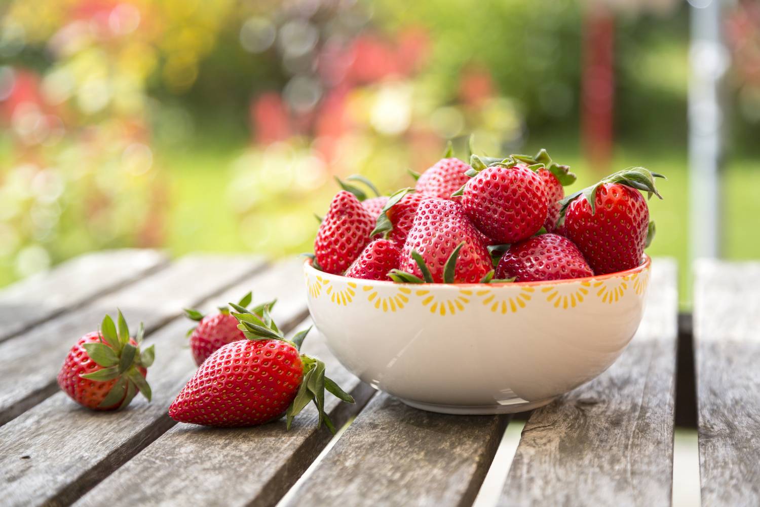 Az epernek 91%-a víz, emellett C-vitaminban gazdag gyümölcs, bőrfiatalító hatása ezért vitathatatlan.