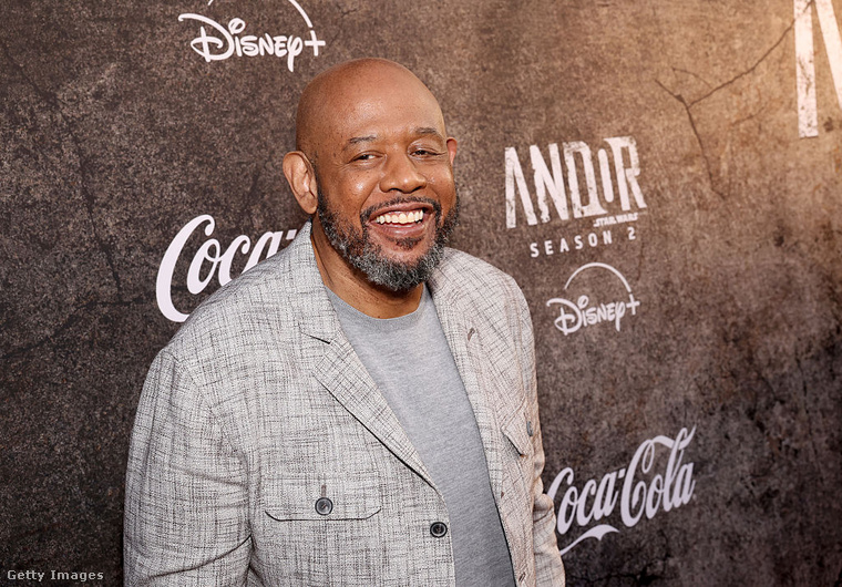 Forest Whitaker – Az utolsó skót király&nbsp;Idi Amin szerepéből a forgatási szünetekben sem lépett ki, családja már nem tudott vele beszélni, amikor a szereplő tényleg beköltözött a nappaliba.
