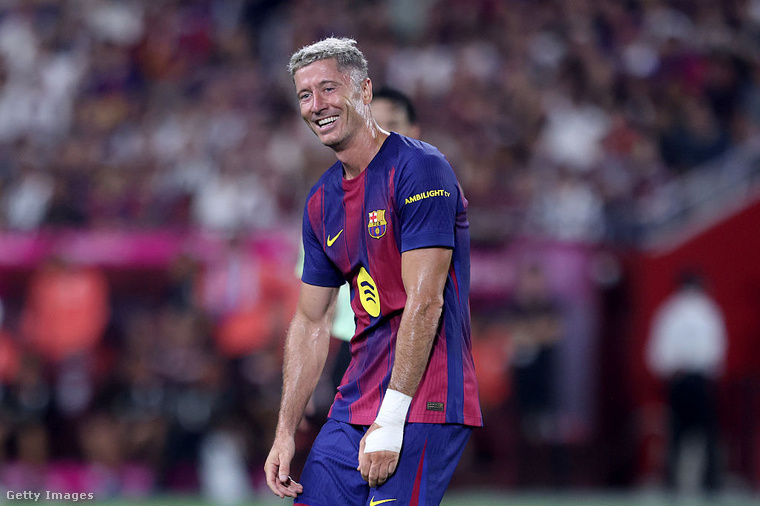 Robert Lewandowski – FC Barcelona&nbsp;A lengyel gólkirály tapasztalatával és klasszisaival húzta a fiatal katalán csapatot.
                        