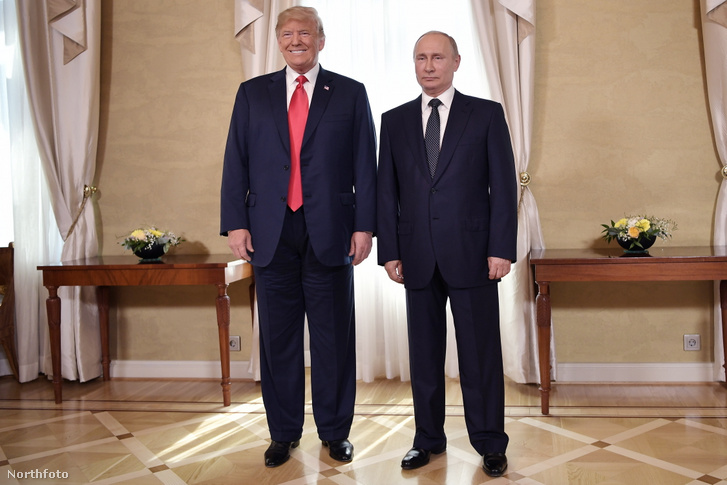 Donald Trump amerikai elnök és Vlagyimir Putyin orosz elnök Helsinki, Finnországban 2018. július 16-án