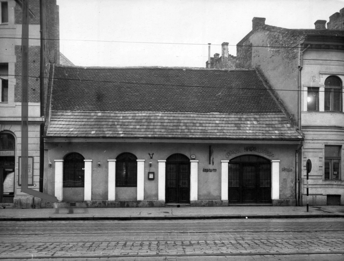 A Margit körúti Paksi Halászcsárda (1960)
