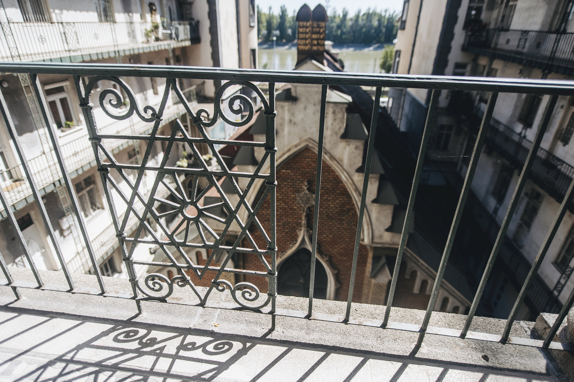 A házon belül is felfedezhetők a szimbólumok