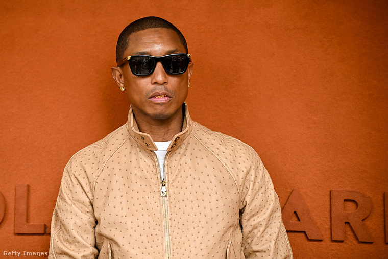 Pharrell WilliamsSokan csodálkoznak, hogyan lehetséges, hogy Pharrell fiatalabbnak néz ki a koránál