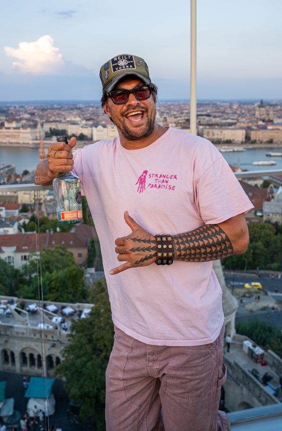Jason Momoa, a Meili Vodka társalapítója Budapesten