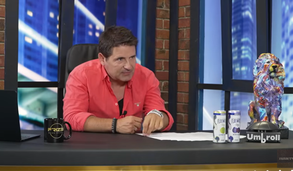 Hajdú Péter - Frizbi.png