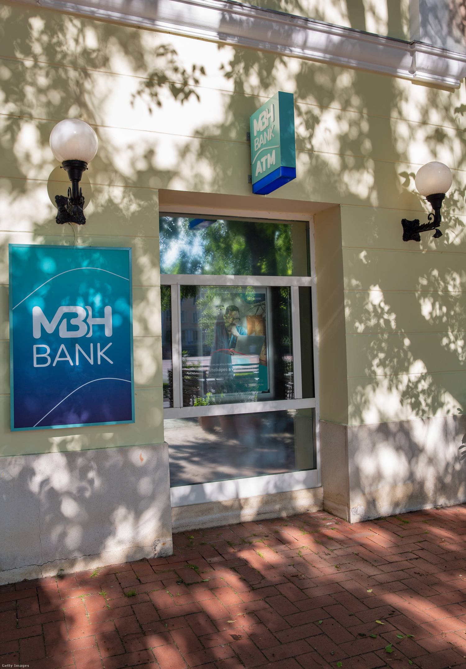 MBH Bank leállása szeptemberben 1