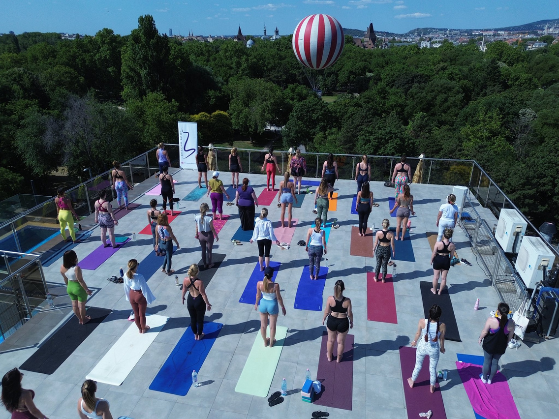 yoga brunch