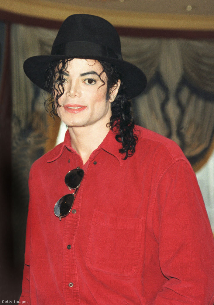 Michael Jackson&nbsp;A popkirály egyik különleges társa Muscles nevű boája volt, akit gyakran mutatott meg a közönségnek és vendégeinek