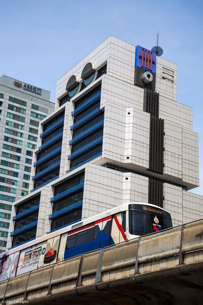 A Robot-ház, Bangkok (Thaiföld)&nbsp;Egy hatalmas robotra hasonlít, mintha a sci-fi világából lépett volna elő