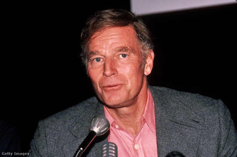 Charlton Heston&nbsp;A Ben-Hur Oscar-díjas főszereplője 2002-ben vallotta be, hogy Alzheimer-kórt diagnosztizáltak nála