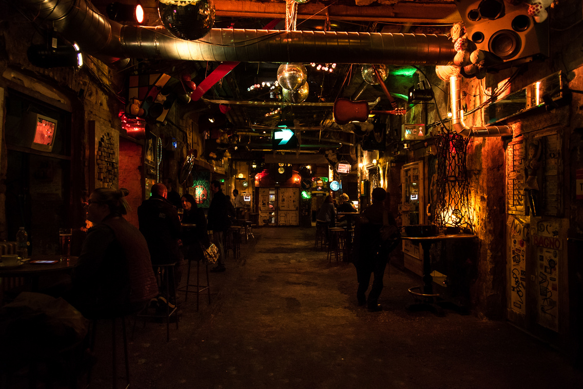 szimpla-romkocsma juhasz-norbert 20151104