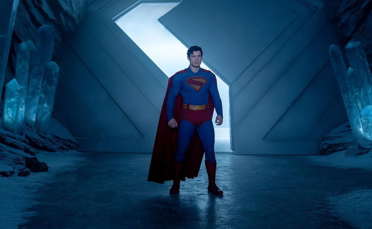 SupermanA nyár másik nagy dobása az új Superman film volt, amiben a szuperhőst ezúttal David Corenswet alakította