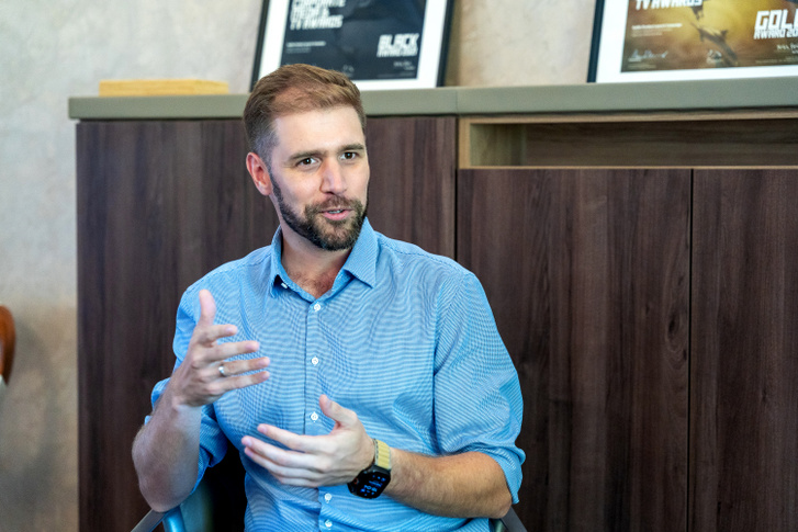 Házon belül megváltozik az egyes csatornákhoz kapcsolódó kompetencia