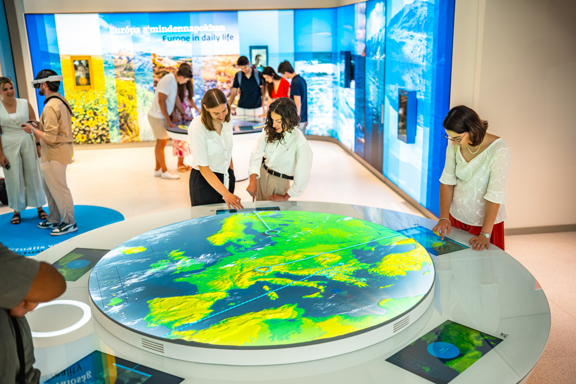 Europa elmenykozpont BP 0055