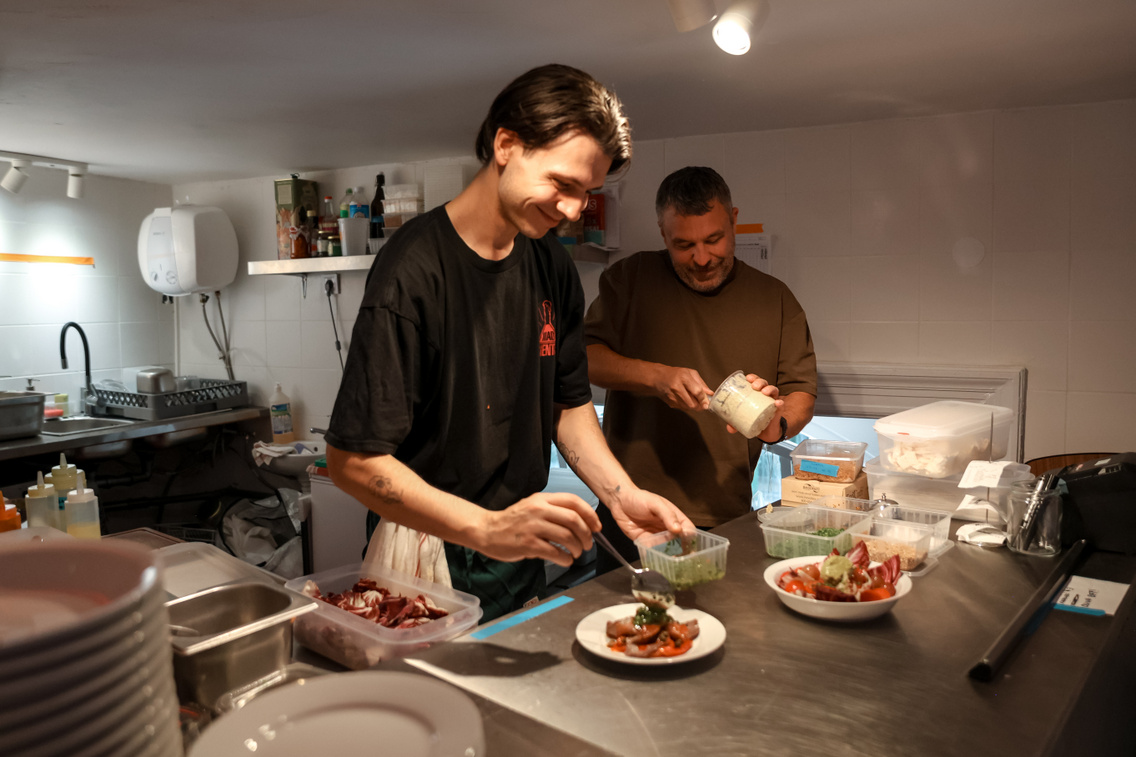 Galamb ForgacsZsuzsi 20250908-47