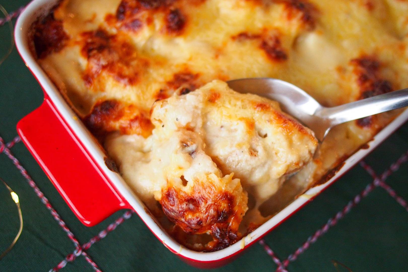 sajtszosszal sult karfiol