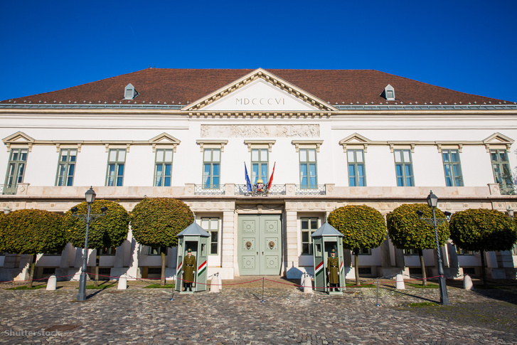 A Sándor-palota